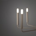 LAMPAMI - nowoczesny żyrandol do salonu świecznikowy, lampa wisząca do wysokiego salonu, nowoczesny żyrandol do salonu, beżowa lampa wisząca modern classic, oświetlenie do jadalni nad stół, oświetlenie do salonu, oświetlenie korytarza - ORTO NOWODVORSKI